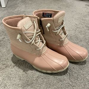 Sperry blush duck boots